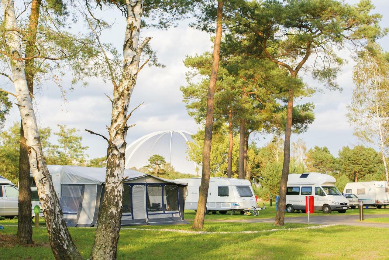 קראוסניק Tropical Islands Campingplatz מראה חיצוני תמונה